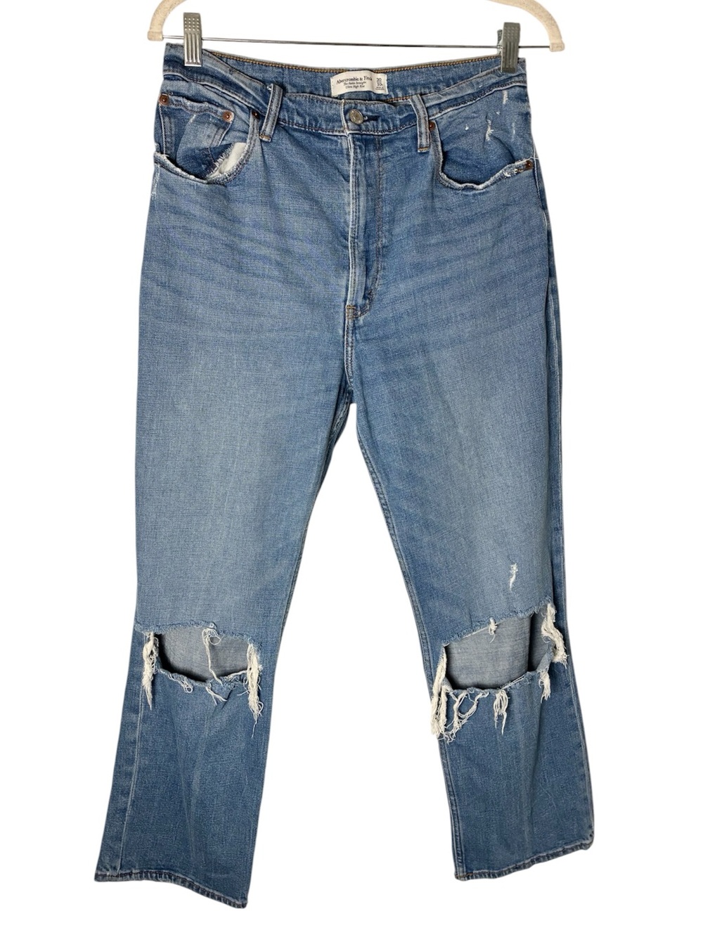 Abercrombie & Fitch Ultra High Rise The Ankle Straight Jeans Distressed 30